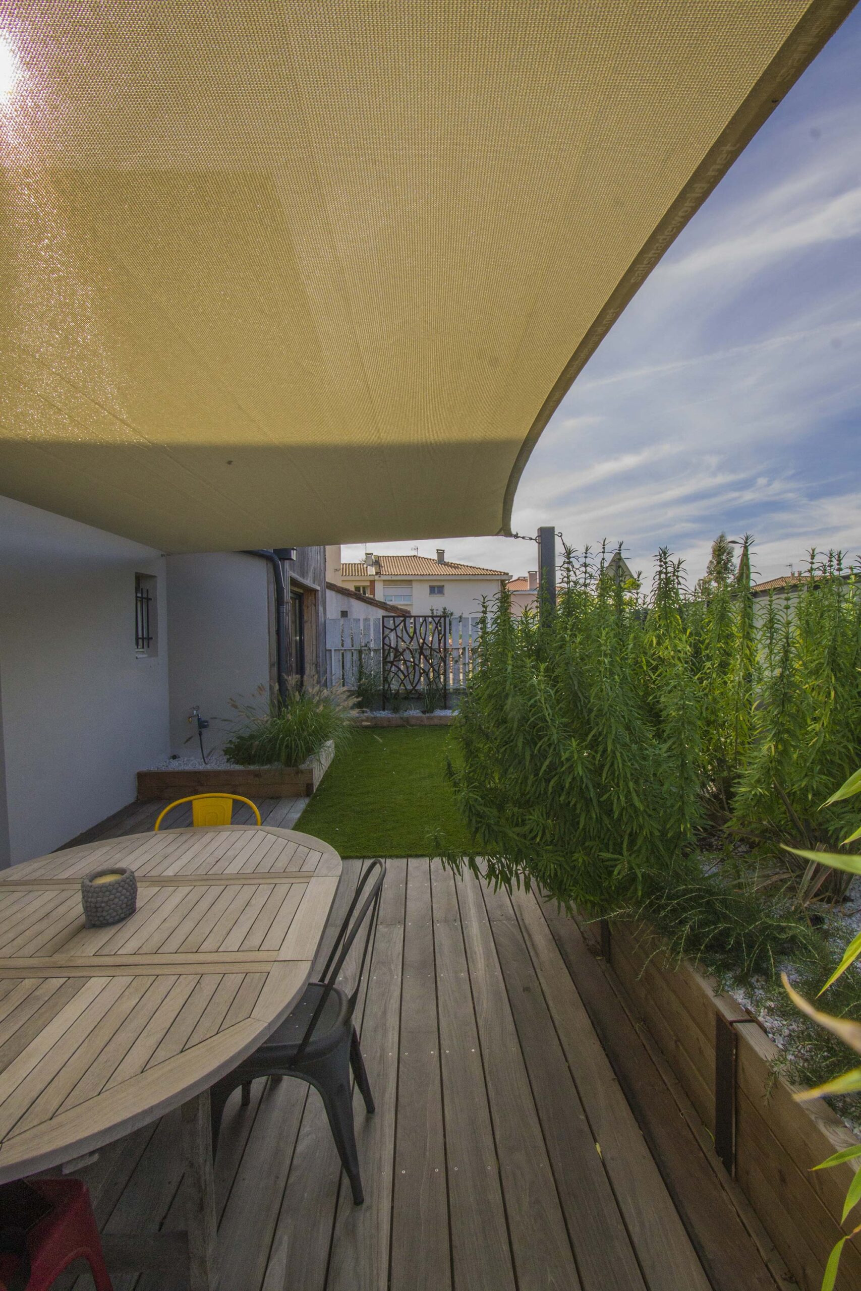 Vue sur le jardin à Toulouse