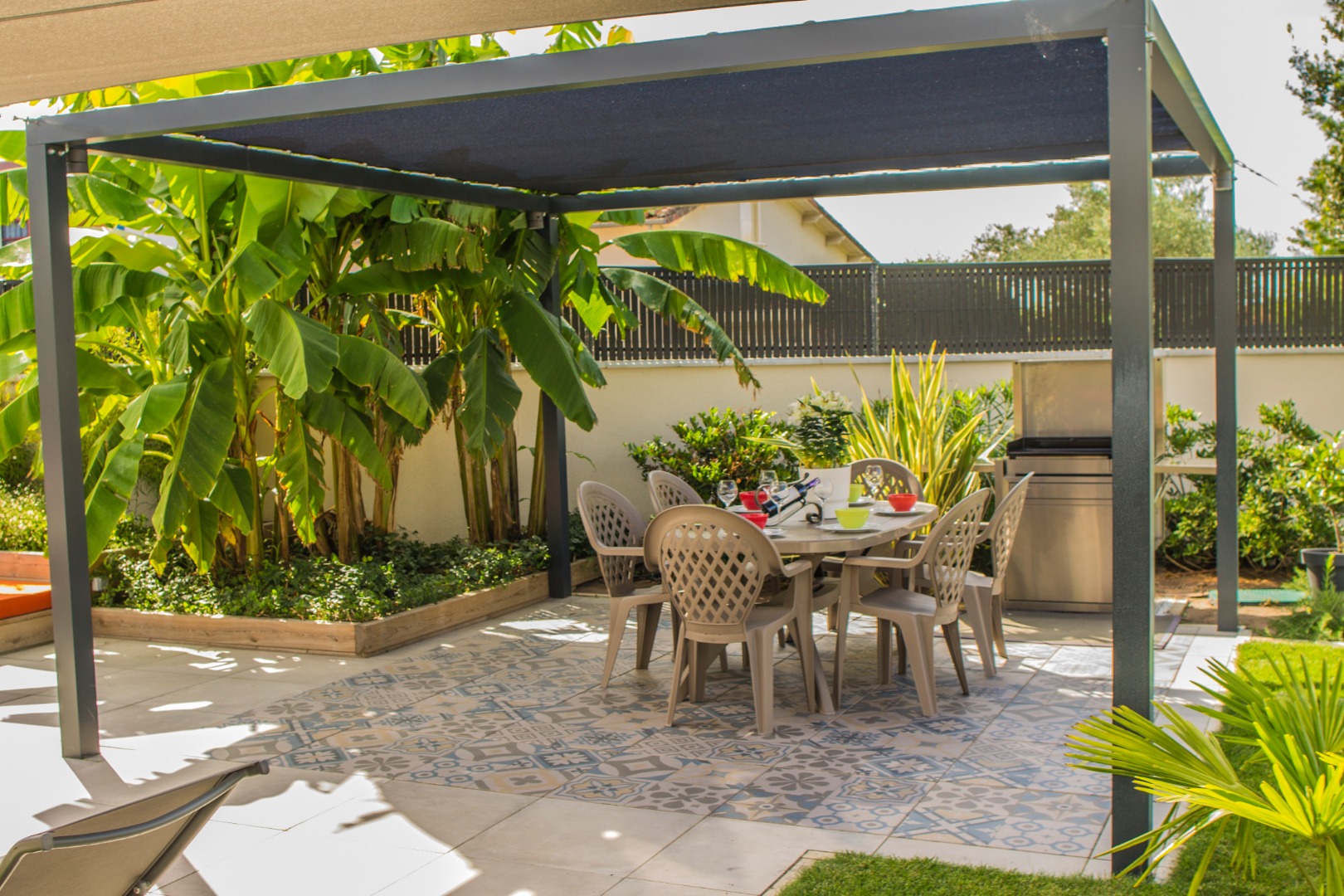 Construction d&rsquo;un mur de clôture pour masquer du vis à vis