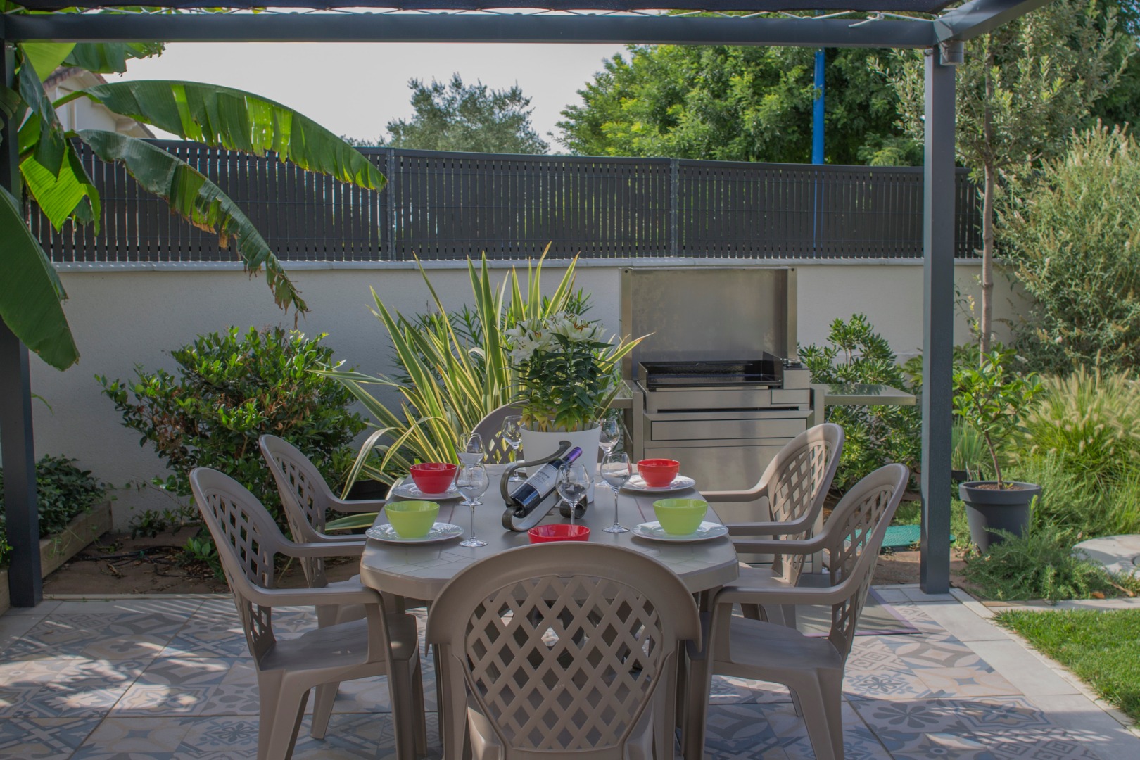 Terrasse repas en dalle moizaic