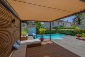 Vue sur l&rsquo;espace lounge