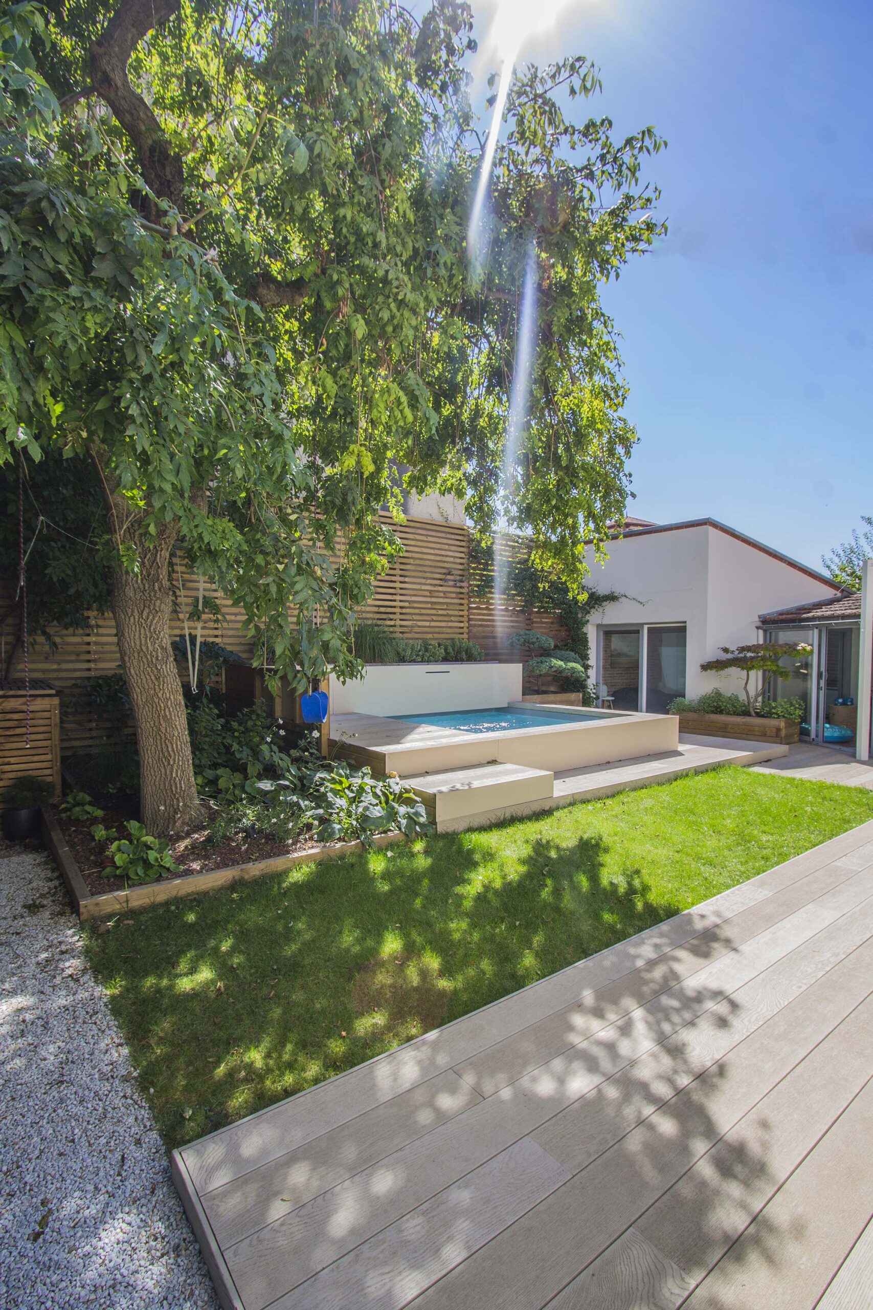 Terrasse salon d&rsquo;été en lames Ansyears