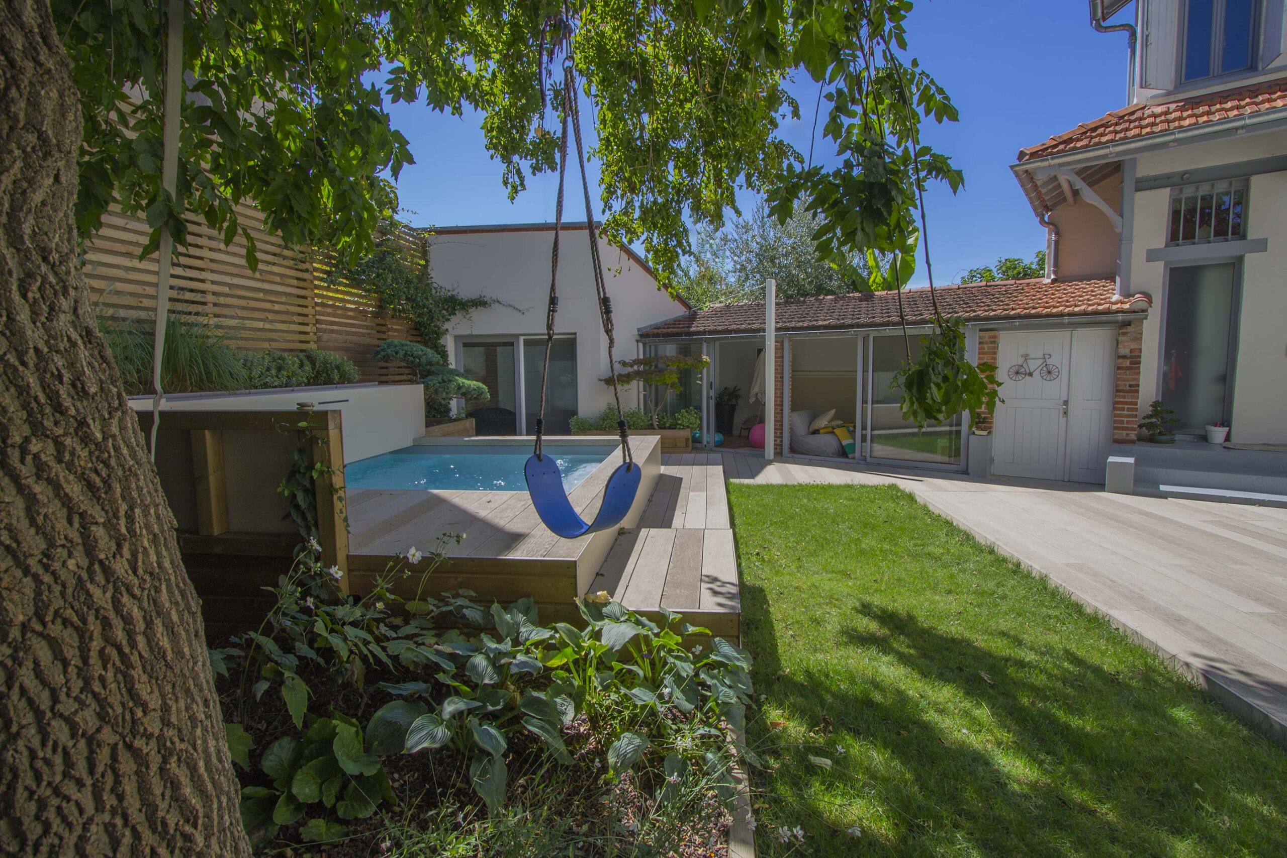 Habillage du garage en lambourdes