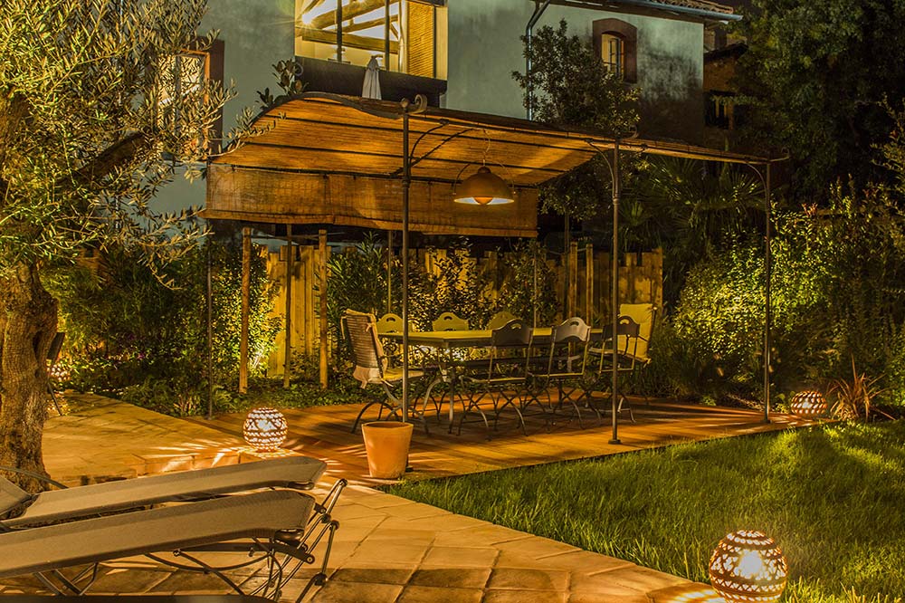 Jardin de nuit ambiance cosy sur Blagnac